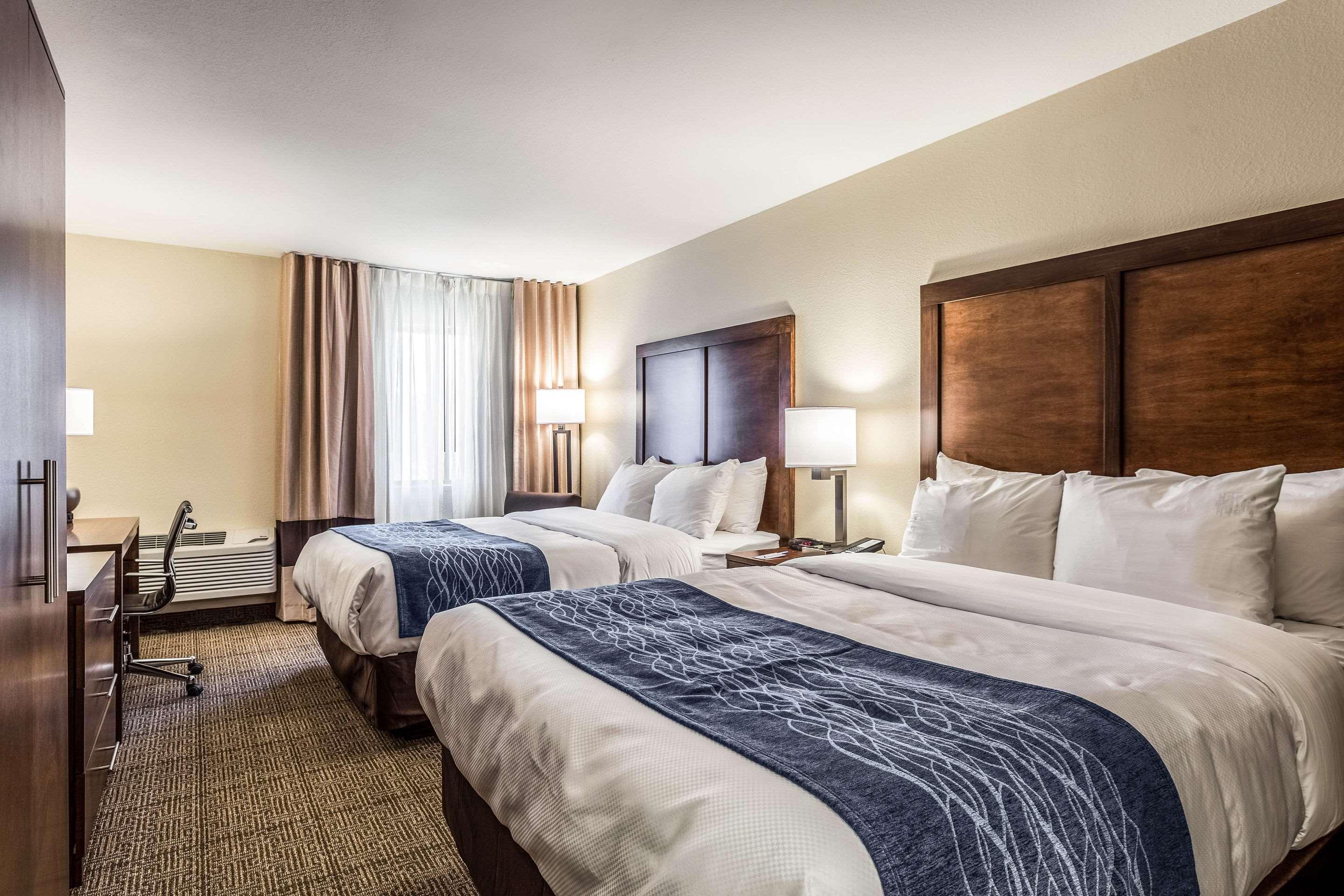 Comfort Inn & Suites Albuquerque Downtown Ngoại thất bức ảnh