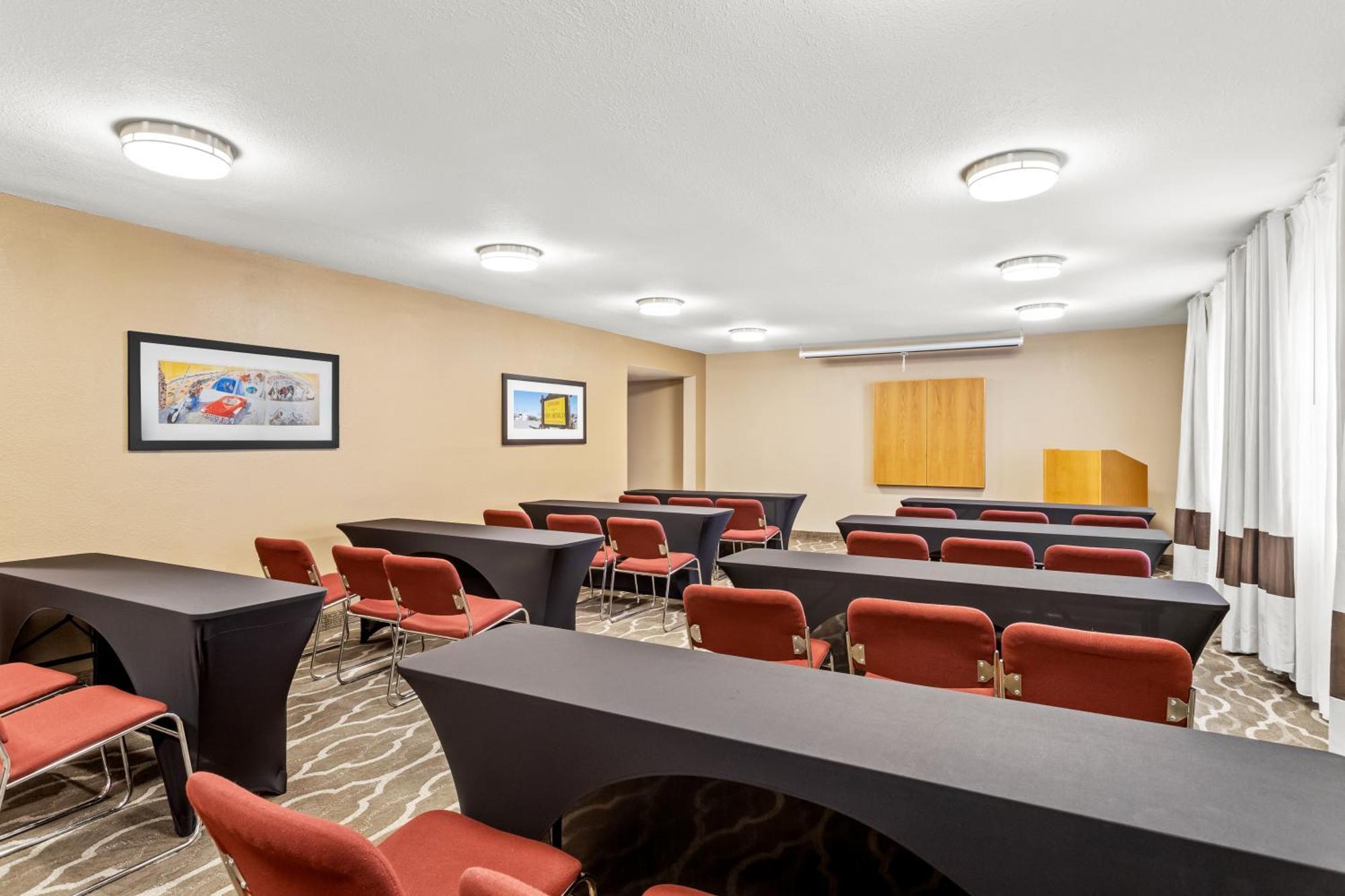 Comfort Inn & Suites Albuquerque Downtown Ngoại thất bức ảnh