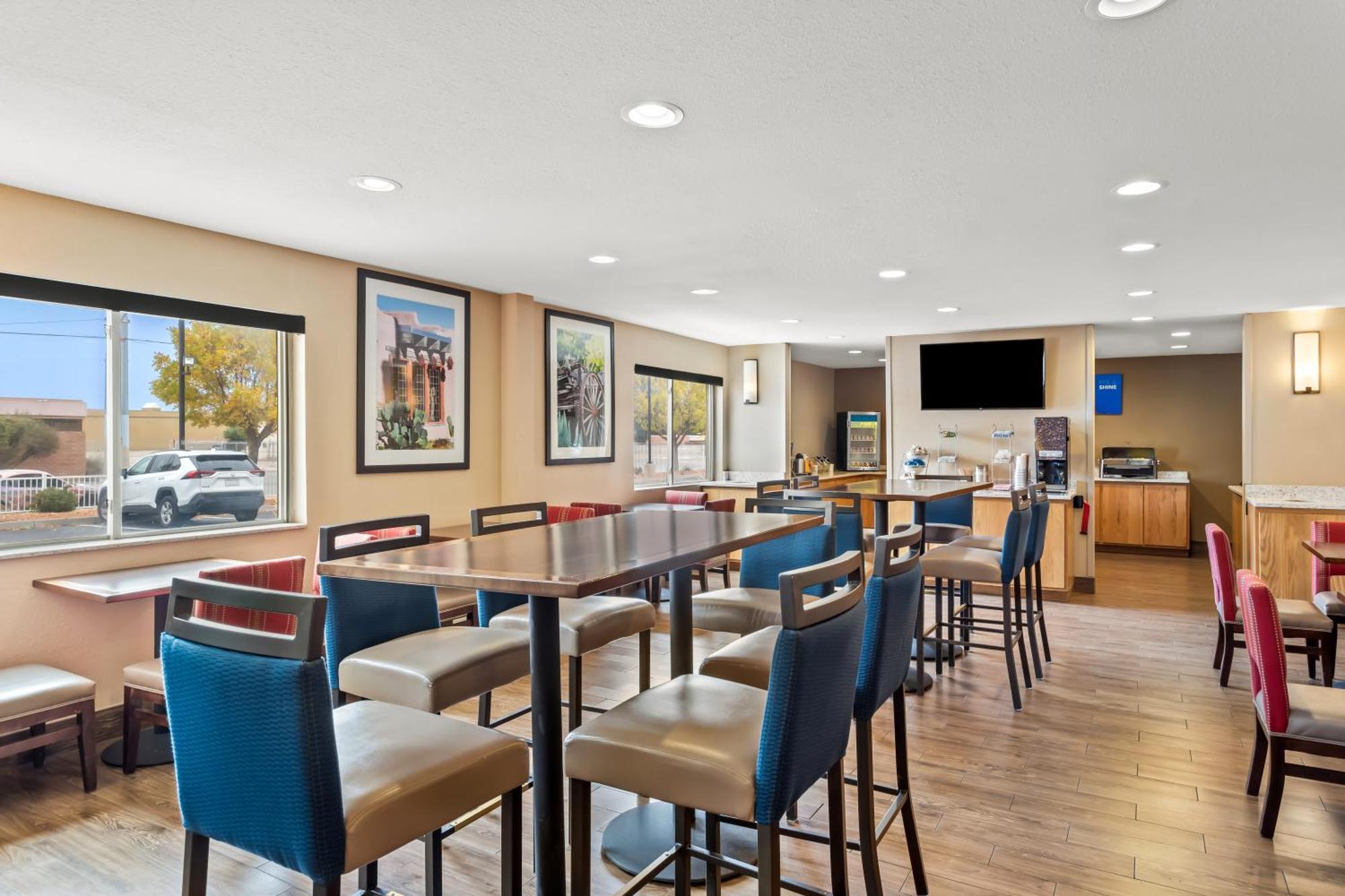 Comfort Inn & Suites Albuquerque Downtown Ngoại thất bức ảnh